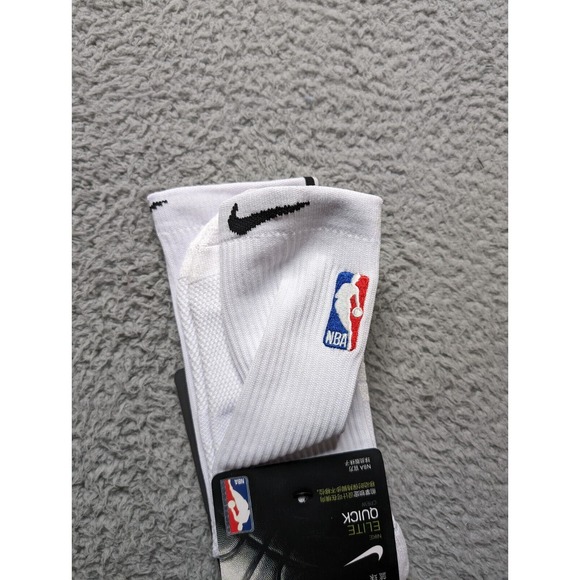 Nike Elite Crew Socks Dri-Fit Mens Large 9-11‎ Embroidered NBA Logo White Black - Picture 4 of 5